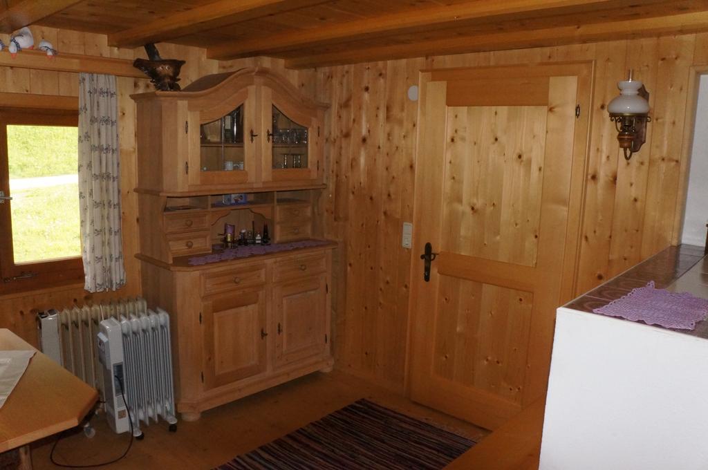 シュルンス Maisaess Lifinarblickヴィラ 部屋 写真